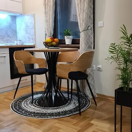 Ms Apartment