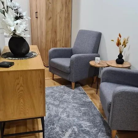 Ms Apartment